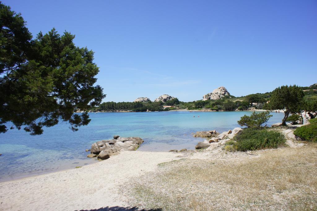 Godo Beach Hotel Baja Sardinia Exterior foto